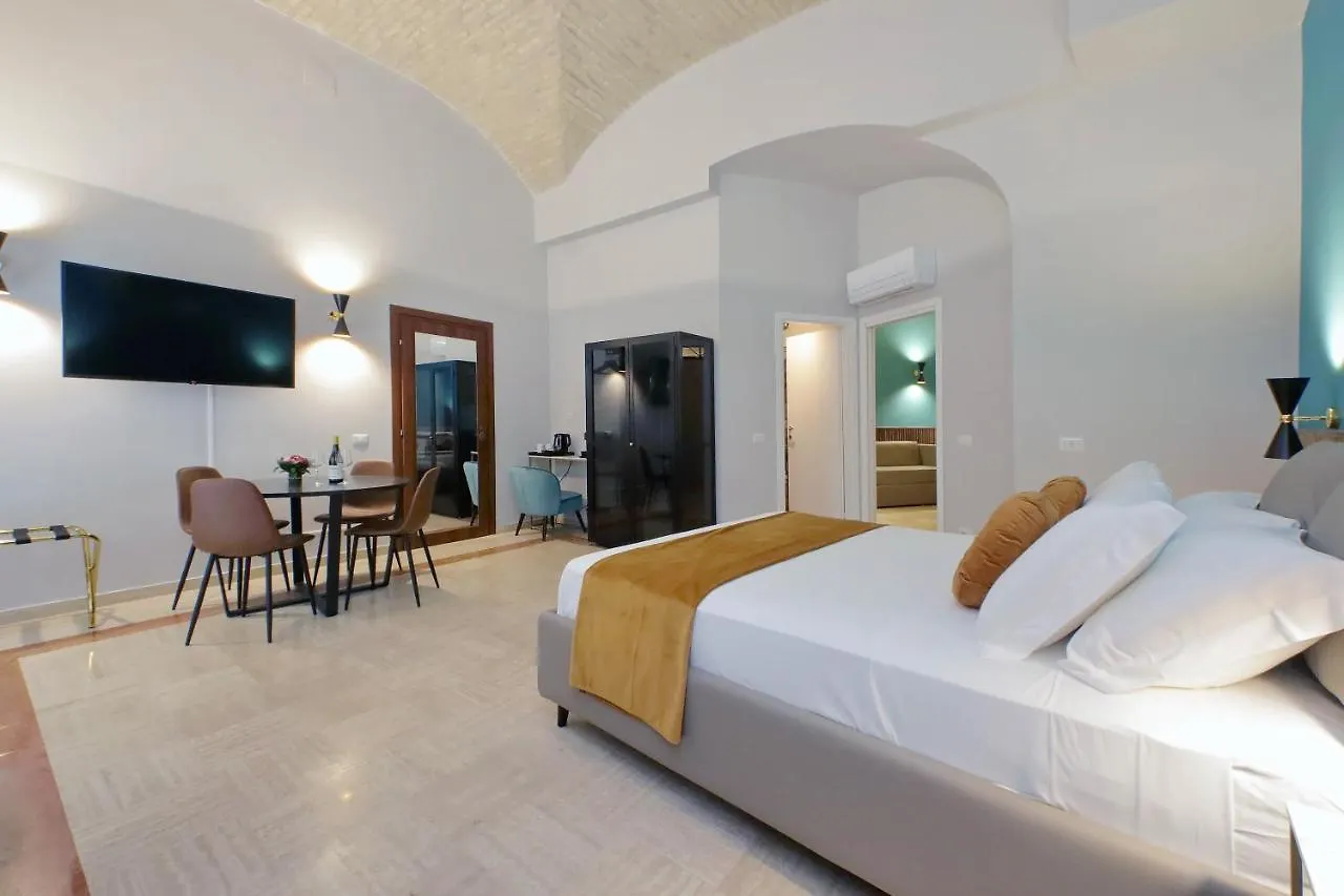 Charming Suites Navona Rome 0*,