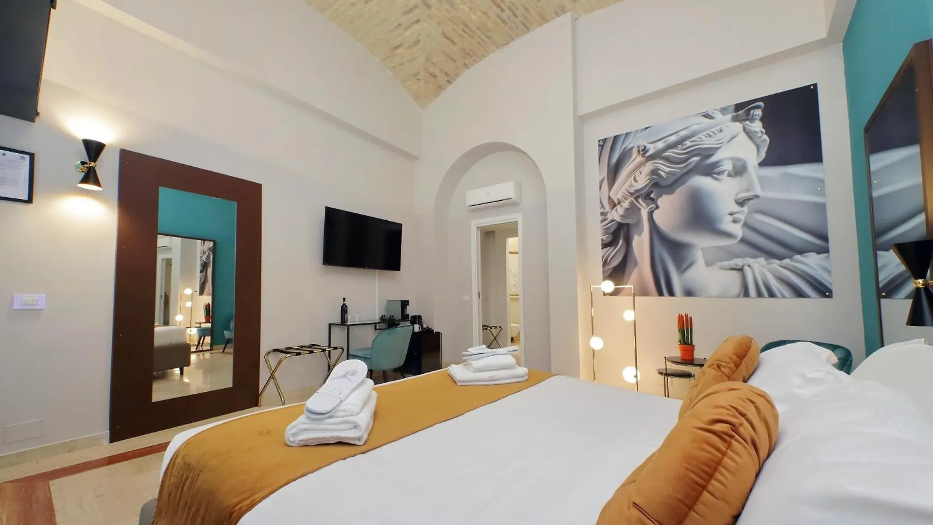 Charming Suites Navona Rome