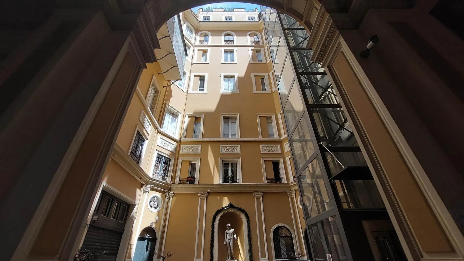 Guest house Charming Suites Navona Rome